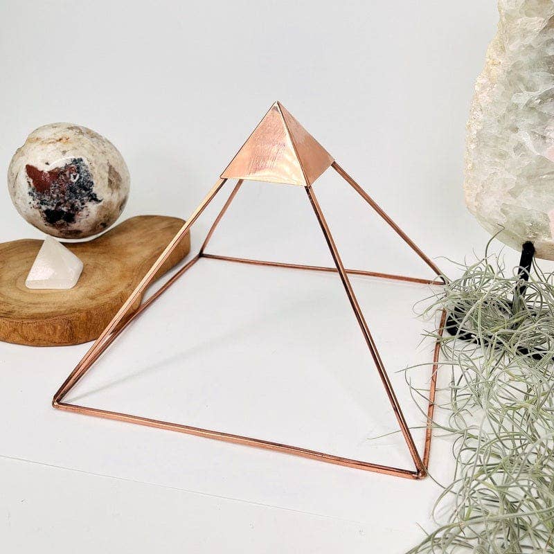 Crystal Copper Charging Pyramid