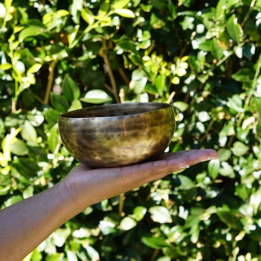 5" Antique Tibetan Singing Bowl - Crown